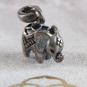 Kendra Scott Elephant Charm, Vintage Gold, preloved